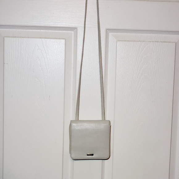 Nine West Handbags - Nine West Wallet Crossbody purse